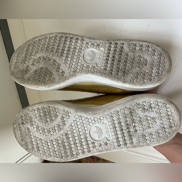 Gold Adidas Stan Smith sneakers - Picture 5 of 5